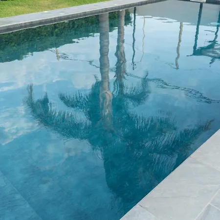 بيت للعطل Deep Blue Sea