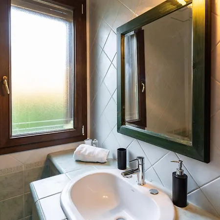 بيت للعطل Deep Blue Sea