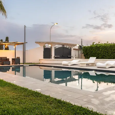 Deep Blue Sea بيت للعطل أرينيلا