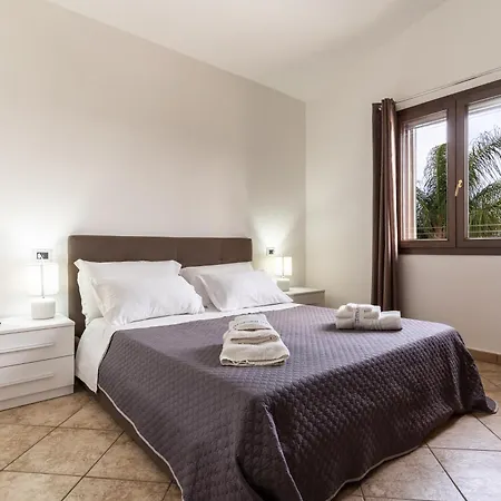 بيت للعطل Deep Blue Sea *